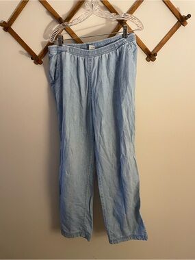 Light Wash Cotton Elastic Waist Chambray Pants
